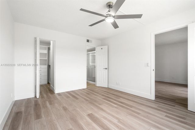 10130 Sunrise Lakes Blvd 210, Sunrise, FL 33322