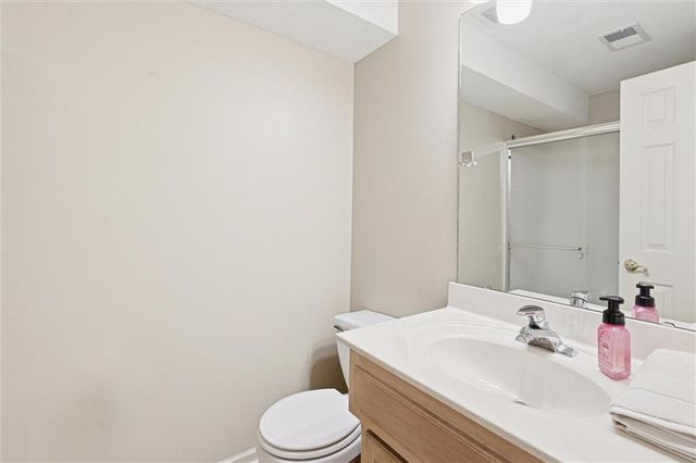 1305 SW Graystone Circle, Grain Valley, MO 64029