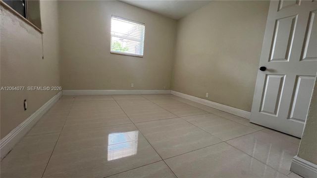 6550 SW 8th Street, Pembroke Pines, FL 33023