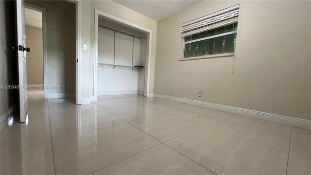 6550 SW 8th Street, Pembroke Pines, FL 33023