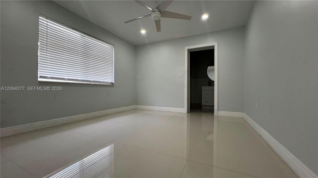 6550 SW 8th Street, Pembroke Pines, FL 33023