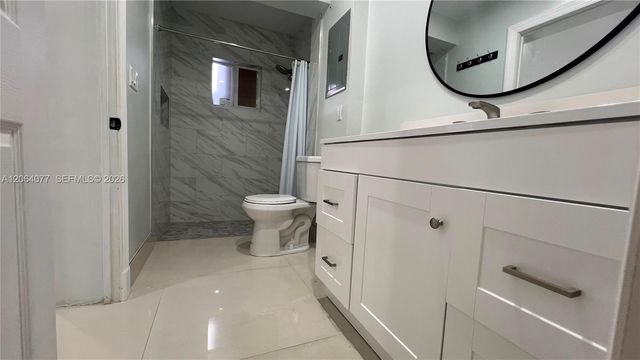 6550 SW 8th Street, Pembroke Pines, FL 33023