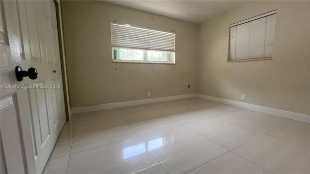 6550 SW 8th Street, Pembroke Pines, FL 33023