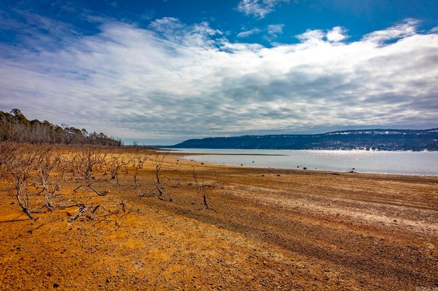 350 Skyline Drive, Greers Ferry, AR 72067