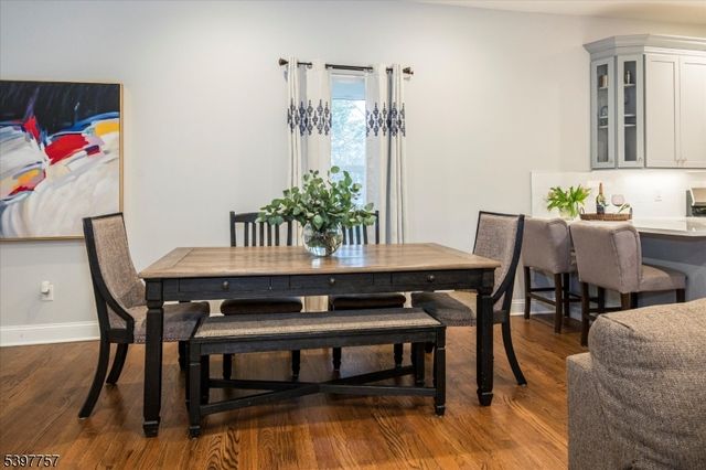 91 Keyes Rd, Livingston Twp., NJ 07039