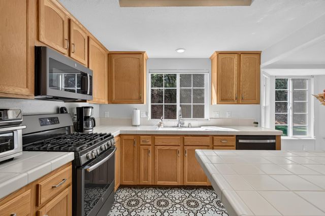 765 Hamlett Pl, Colfax, CA 95713