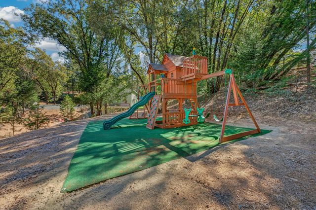 765 Hamlett Pl, Colfax, CA 95713