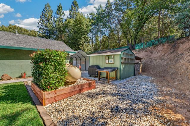 765 Hamlett Pl, Colfax, CA 95713