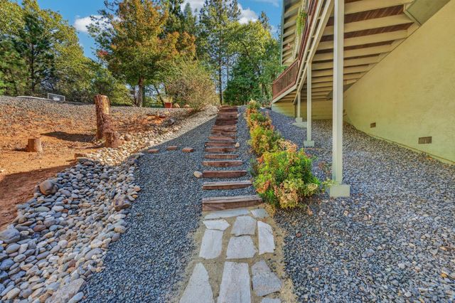 765 Hamlett Pl, Colfax, CA 95713