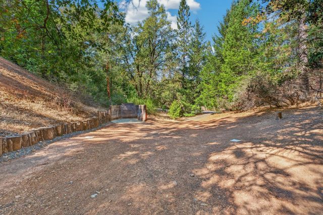765 Hamlett Pl, Colfax, CA 95713