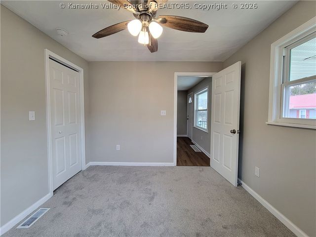 15 138th Street, Charleston, WV 25315