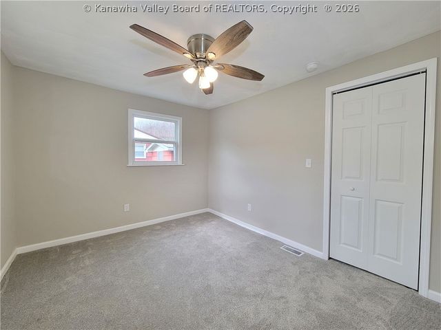 15 138th Street, Charleston, WV 25315