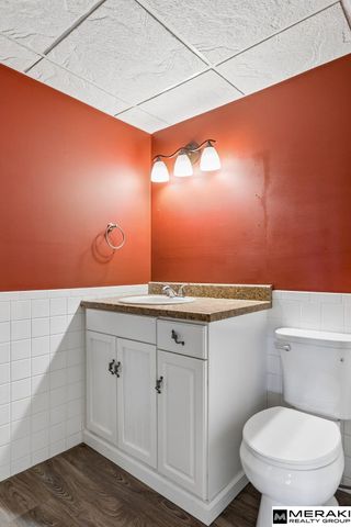 5935 S 140th Avenue, Omaha, NE 68137
