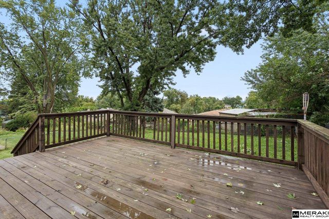 5935 S 140th Avenue, Omaha, NE 68137
