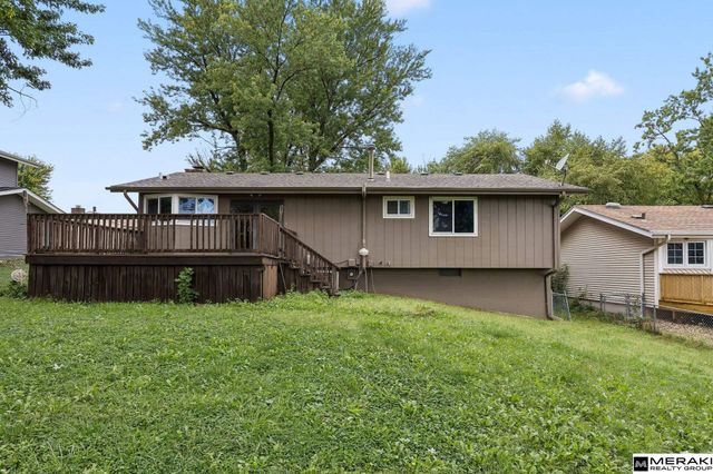 5935 S 140th Avenue, Omaha, NE 68137