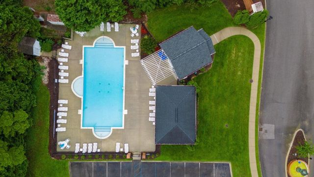 5015 Wellesley Drive 200, Ooltewah, TN 37363