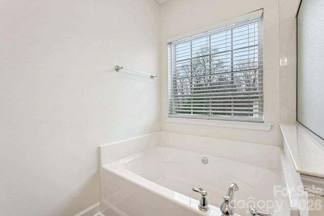 7663 Woodcrest Drive, Stanley, NC 28164