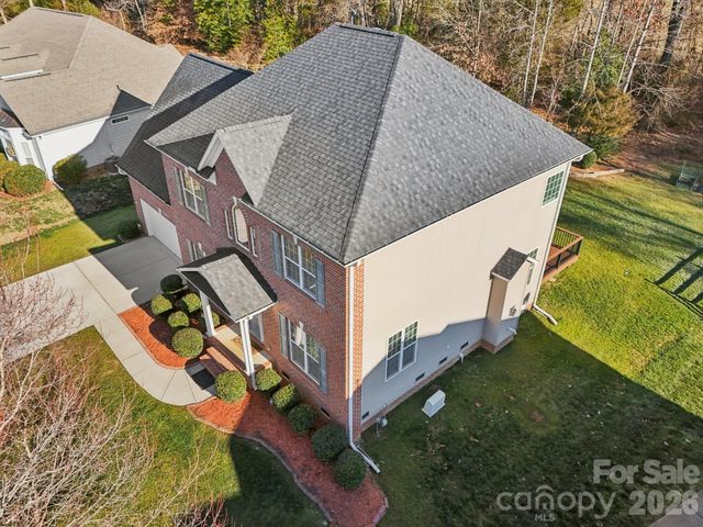7663 Woodcrest Drive, Stanley, NC 28164