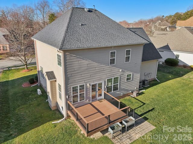 7663 Woodcrest Drive, Stanley, NC 28164