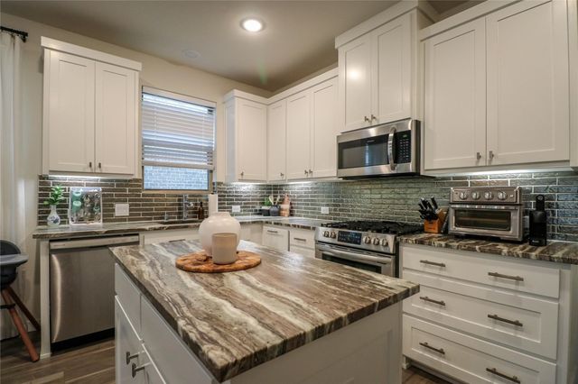 264 Spring Hill Road, Flower Mound, TX 75028