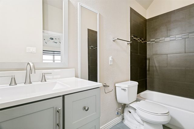 2450 Sunderland Lane, Lewisville, TX 75067