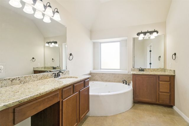 2450 Sunderland Lane, Lewisville, TX 75067