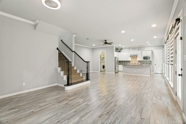 2450 Sunderland Lane, Lewisville, TX 75067