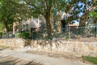 2450 Sunderland Lane, Lewisville, TX 75067