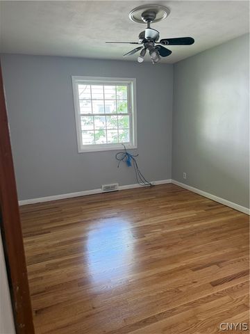 200 Gifford Parkway, Syracuse, NY 13214