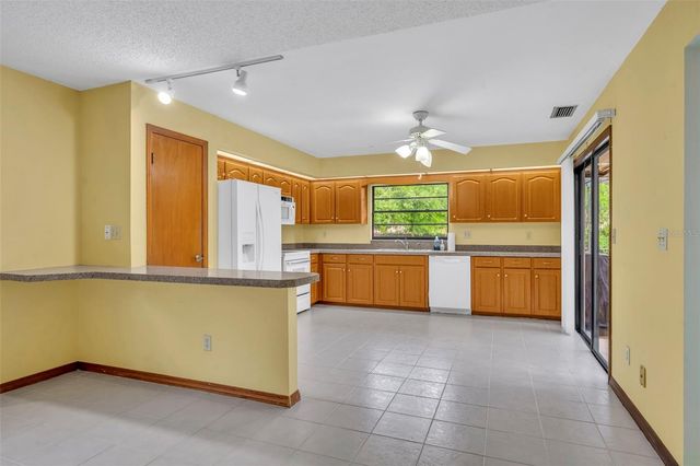 2183 BENT OAK DRIVE, Apopka, FL 32712