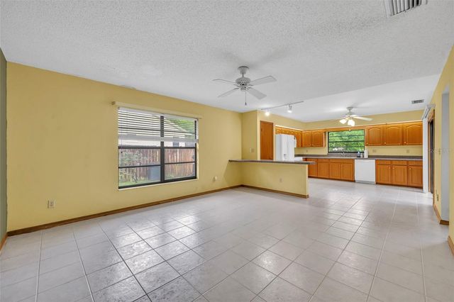2183 BENT OAK DRIVE, Apopka, FL 32712