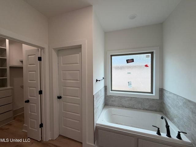 204 Anderson Oaks Drive, Pearl, MS 39208