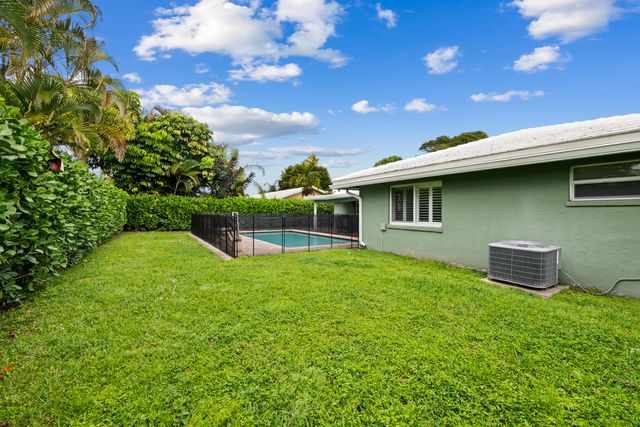 3333 NW 26th Court, Boca Raton, FL 33434