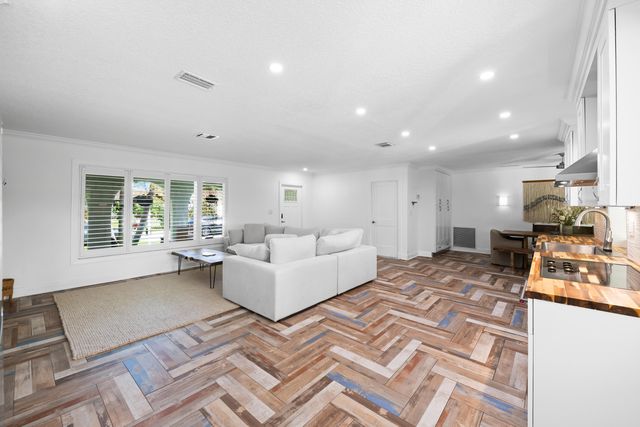 3333 NW 26th Court, Boca Raton, FL 33434