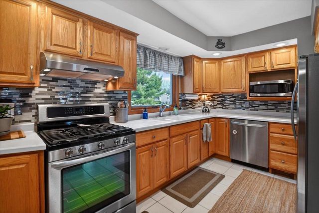 5576 Auchter Lane, Waunakee, WI 53597