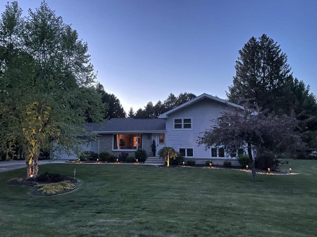5576 Auchter Lane, Waunakee, WI 53597
