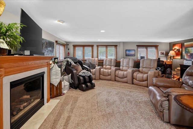 5576 Auchter Lane, Waunakee, WI 53597