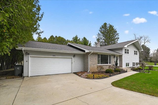 5576 Auchter Lane, Waunakee, WI 53597