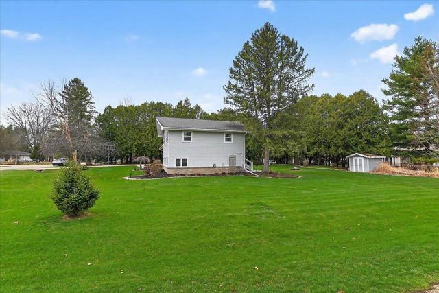 5576 Auchter Lane, Waunakee, WI 53597