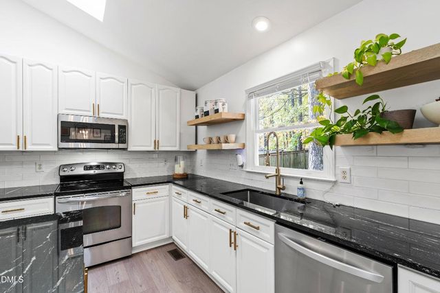 2 Casabelle Court, Durham, NC 27713