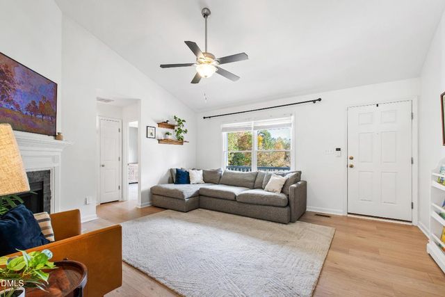 2 Casabelle Court, Durham, NC 27713