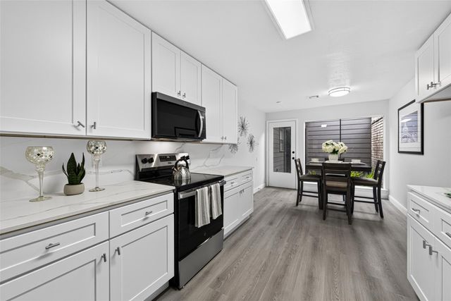 9592 Doliver Drive, Houston, TX 77063