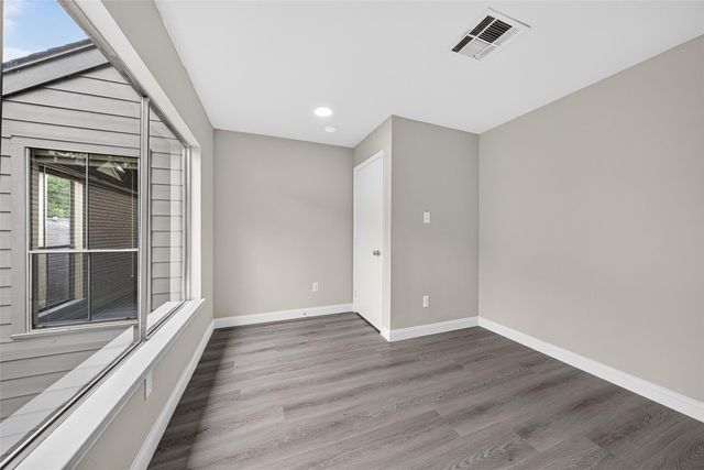 9592 Doliver Drive, Houston, TX 77063