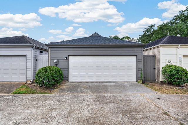 9592 Doliver Drive, Houston, TX 77063