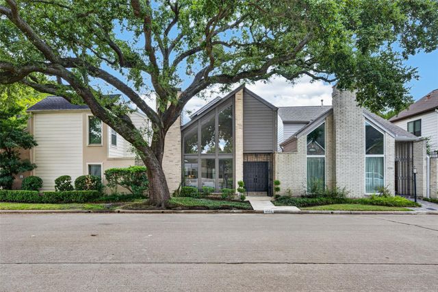 9592 Doliver Drive, Houston, TX 77063