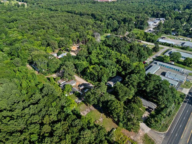 13 Revelyn St., Longview, TX 75602