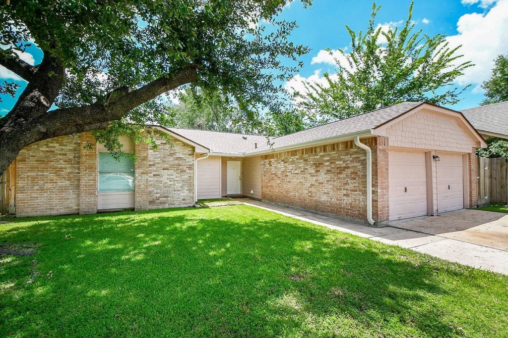 2622 Olympus Drive, Houston, TX 77084
