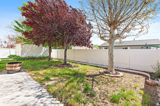 5763 S STONE BLUFF WAY, Kearns, UT 84118
