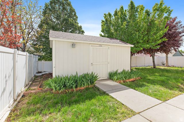 5763 S STONE BLUFF WAY, Kearns, UT 84118