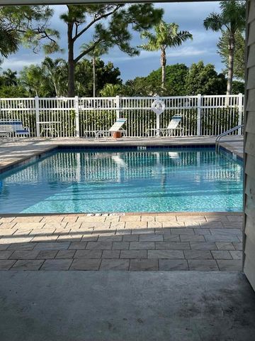 13383 Bedford Mews Court, Wellington, FL 33414